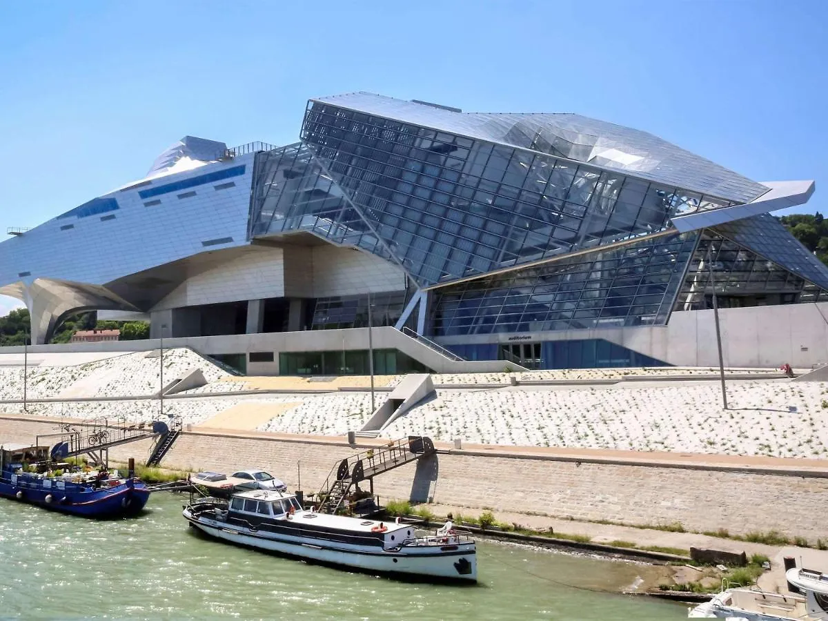 Ibis Lyon Gerland Musee Des Confluences